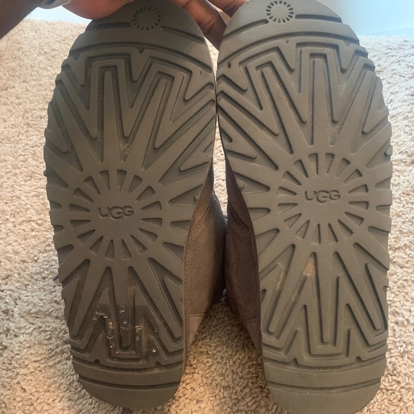 Men’s Neumel Ugg Boots ❄️ - Picture 3 of 3